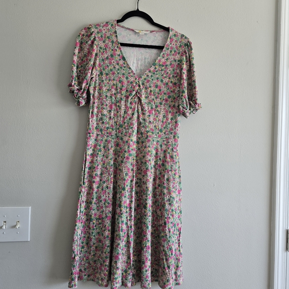 Boden Dresses & Skirts - Boden Floral V-Neck Dress 8